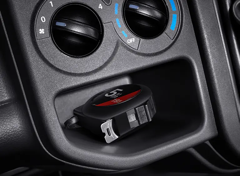 DETAILINTERIOR-DEKSTOP-KOTAKTENGAHBAWAH_1727778052345